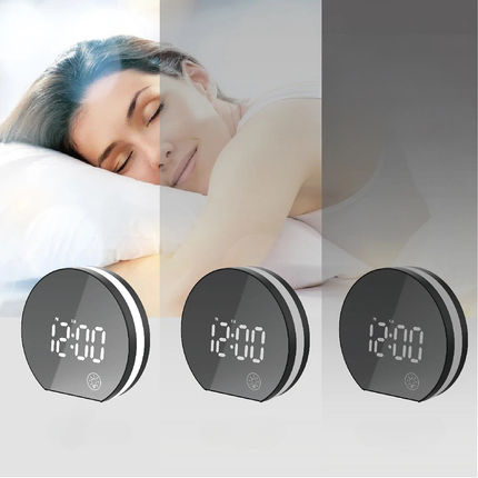 Runder Spiegelwecker mit großen Ziffern