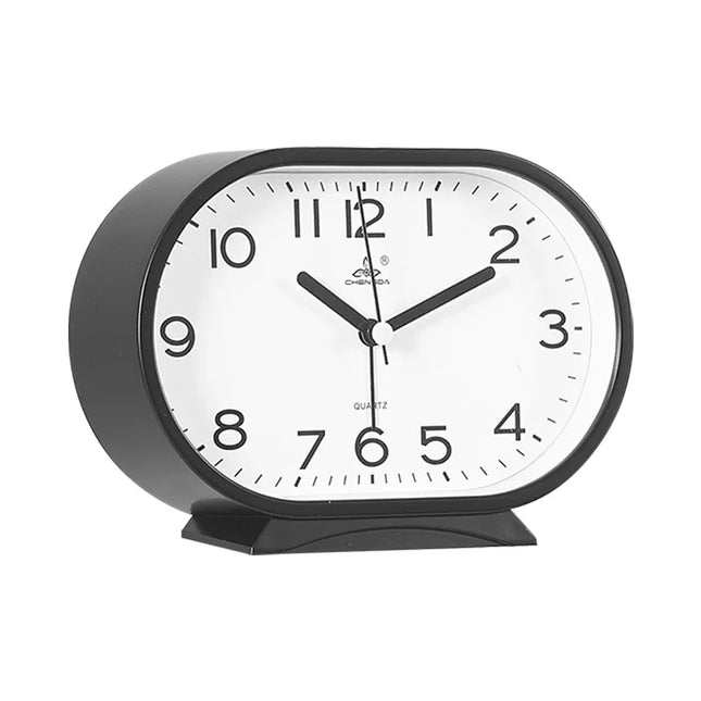 Schlichter analoger Wecker in ovaler Form