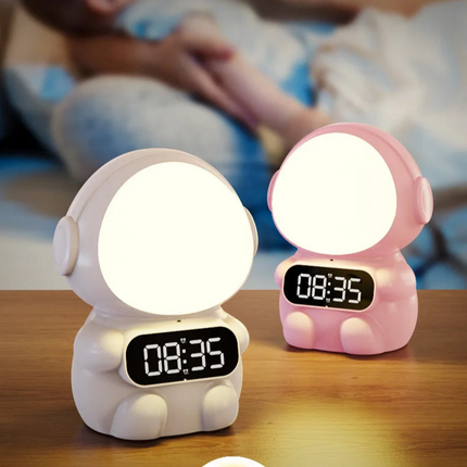 Kinderwecker Astronaut mit integriertem Nachtlicht