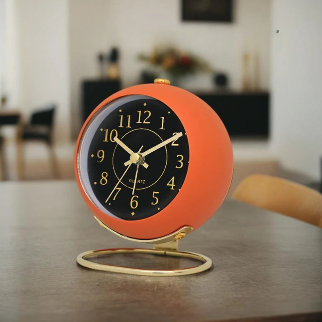 Analoger Design Wecker rund mit Standfuß