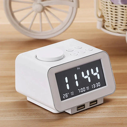 Digitaler Radiowecker mit USB Ladefunktion