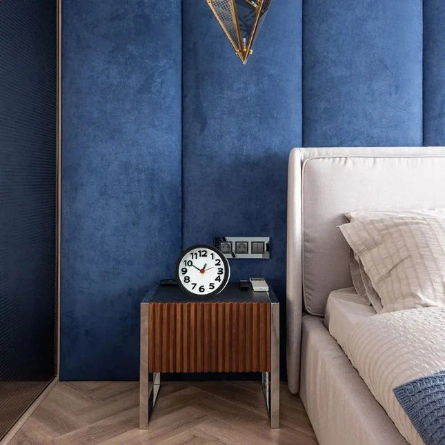 Kleiner runder Analogwecker batteriebetrieben