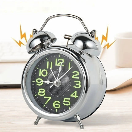 Doppelglockenwecker mit leuchtenden Ziffern