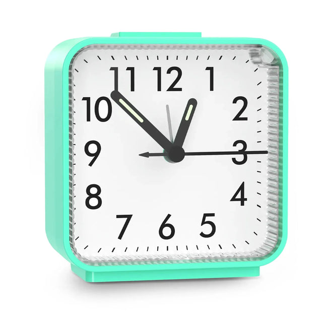 Analoger Quarzwecker mit Leuchtzeigern