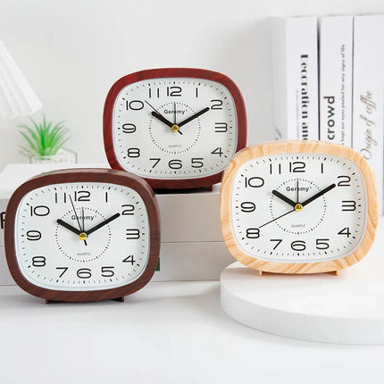 Analoger Wecker mit extra großen Zahlen