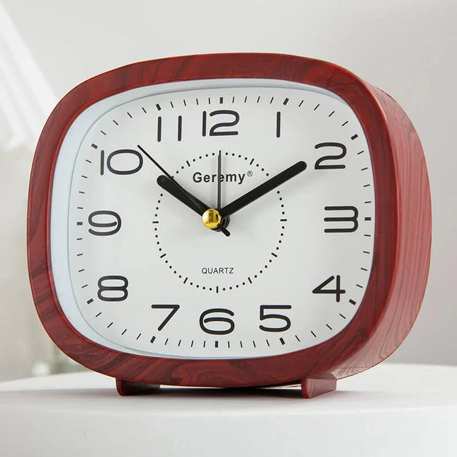 Analoger Wecker mit extra großen Zahlen