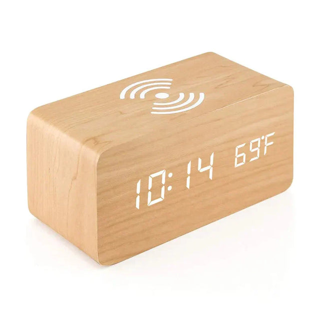 Holzwecker mit kabelloser Induktions-Ladestation