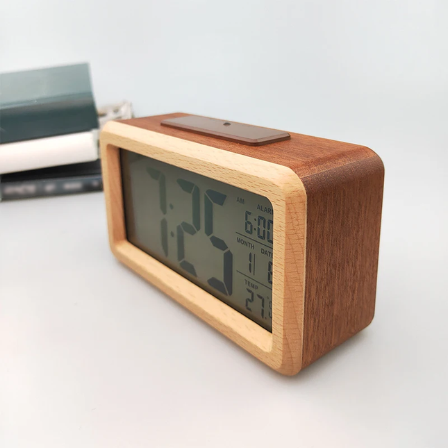 Digitaler Holzwecker mit Temperaturanzeige