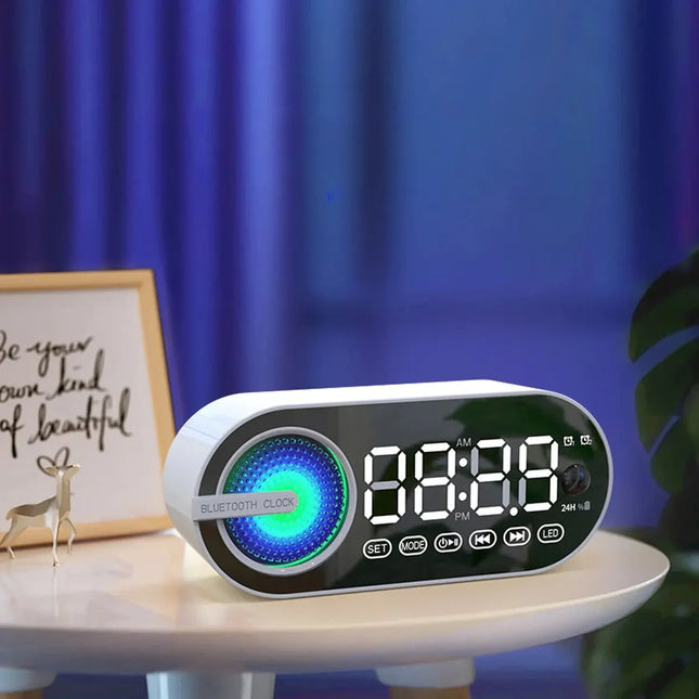 Smarter Radiowecker mit Bluetooth und Licht