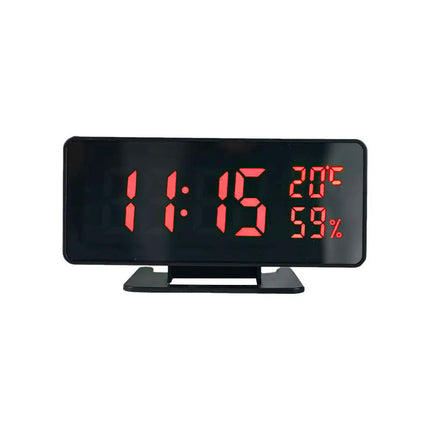 Moderne digitale Tischuhr mit Spiegeleffekt