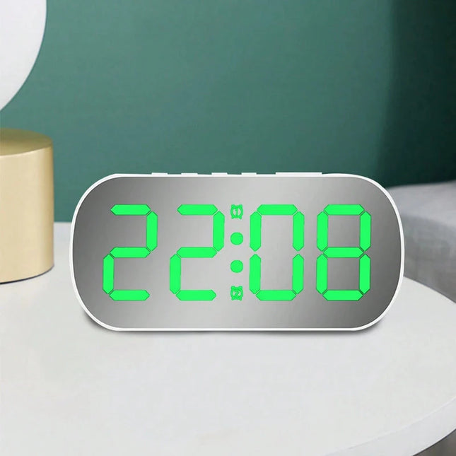 LED-Spiegelwecker mit extra großen Ziffern