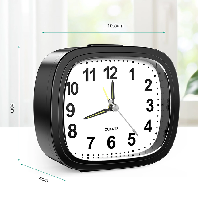 Klassischer Quarzwecker für das Schlafzimmer