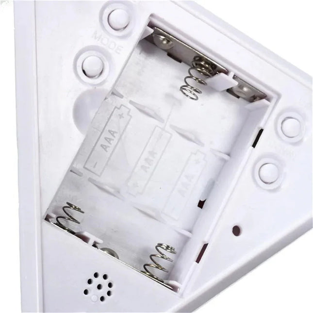 Pyramiden Wecker mit Stimmungslicht