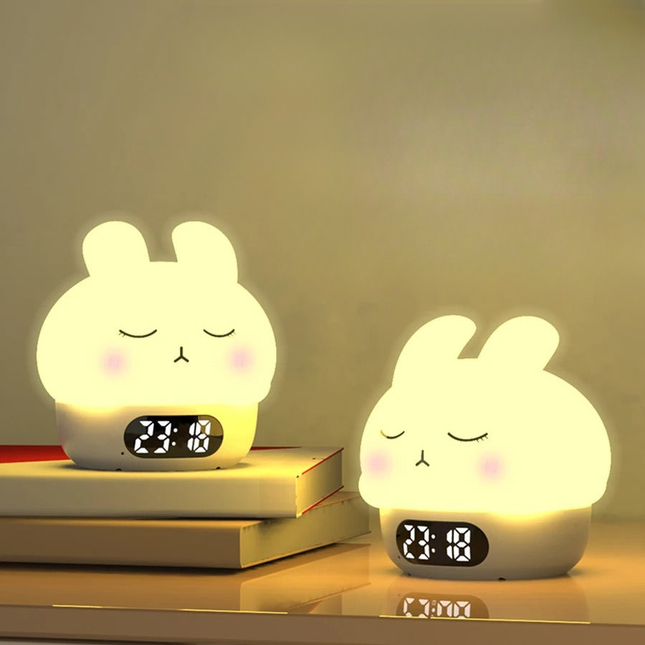 Baby Wecker mit sanftem Nachtlicht