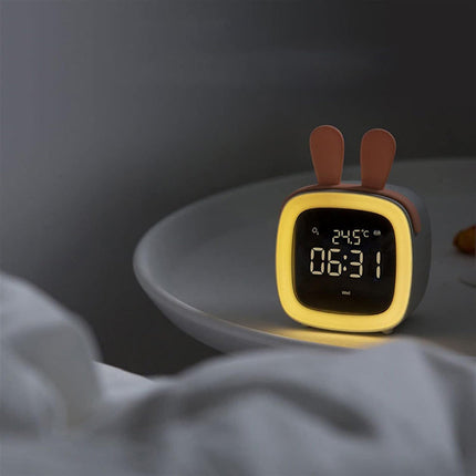 Niedlicher Hasenwecker mit Nachtlicht