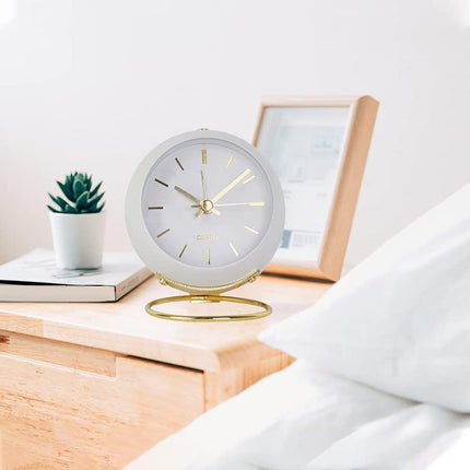 Runder Vintage Wecker in Weiß