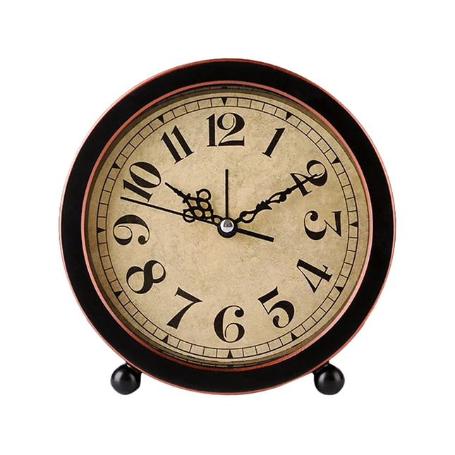 Runder Wecker im nostalgischen Vintage-Look